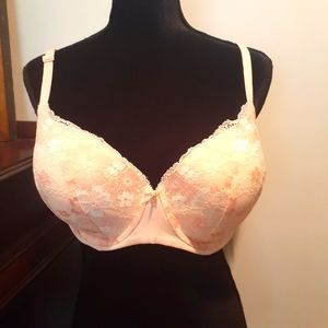 Victoria's Secret Body by Victoria Bra